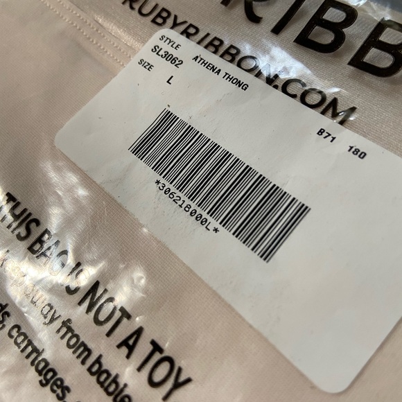 Ruby Ribbon Athena shaping thong size Large - Picture 3 of 6